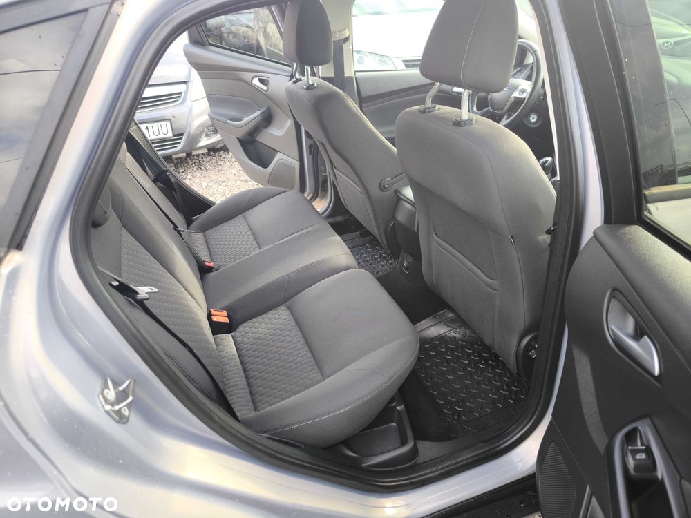 Ford Focus - 9