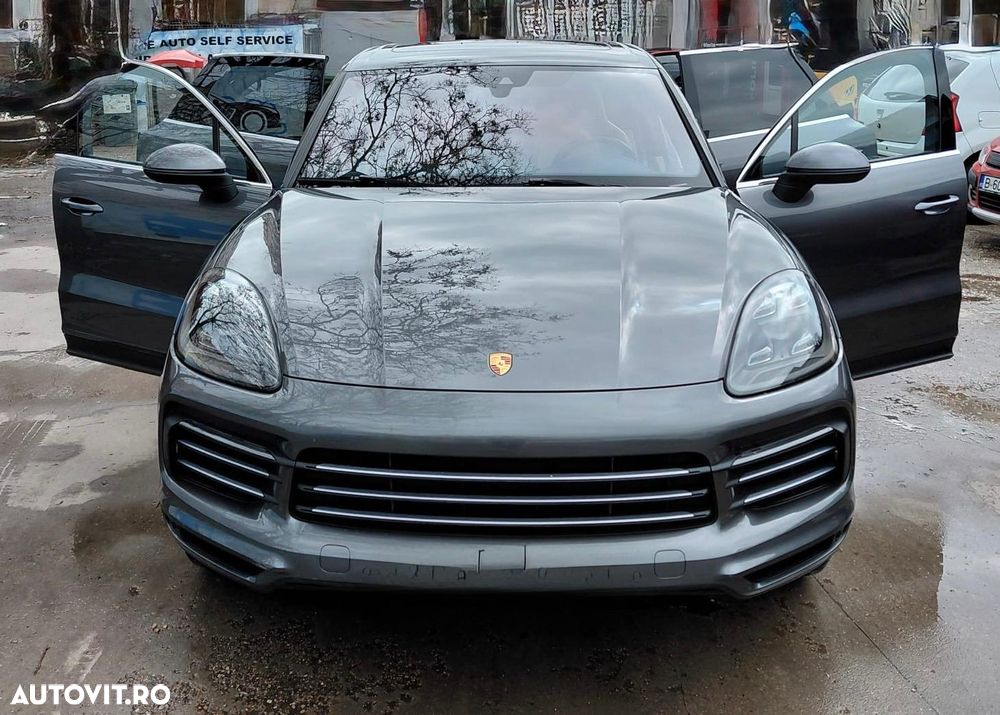 PORSCHE Cayenne 2021 — imagine 3