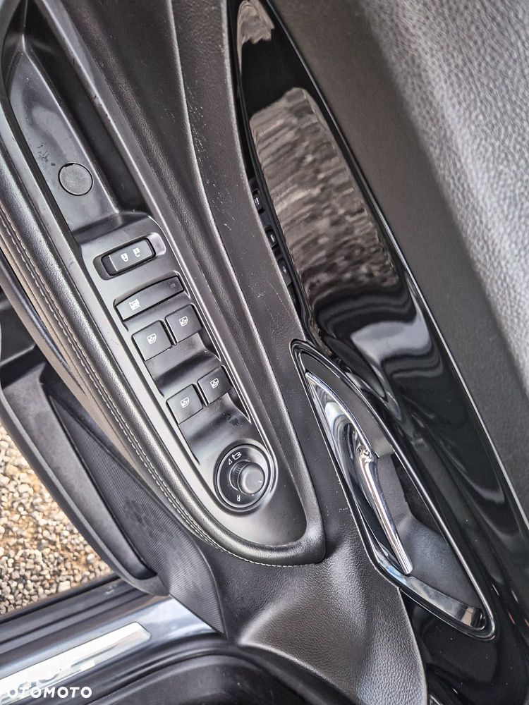 Opel Mokka X 1.4 T Design Line S&S - 20