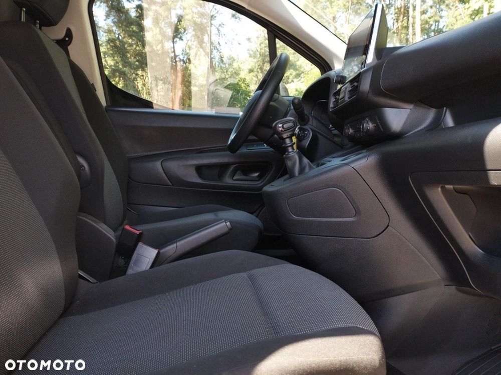 Toyota PROACE CITY - 11