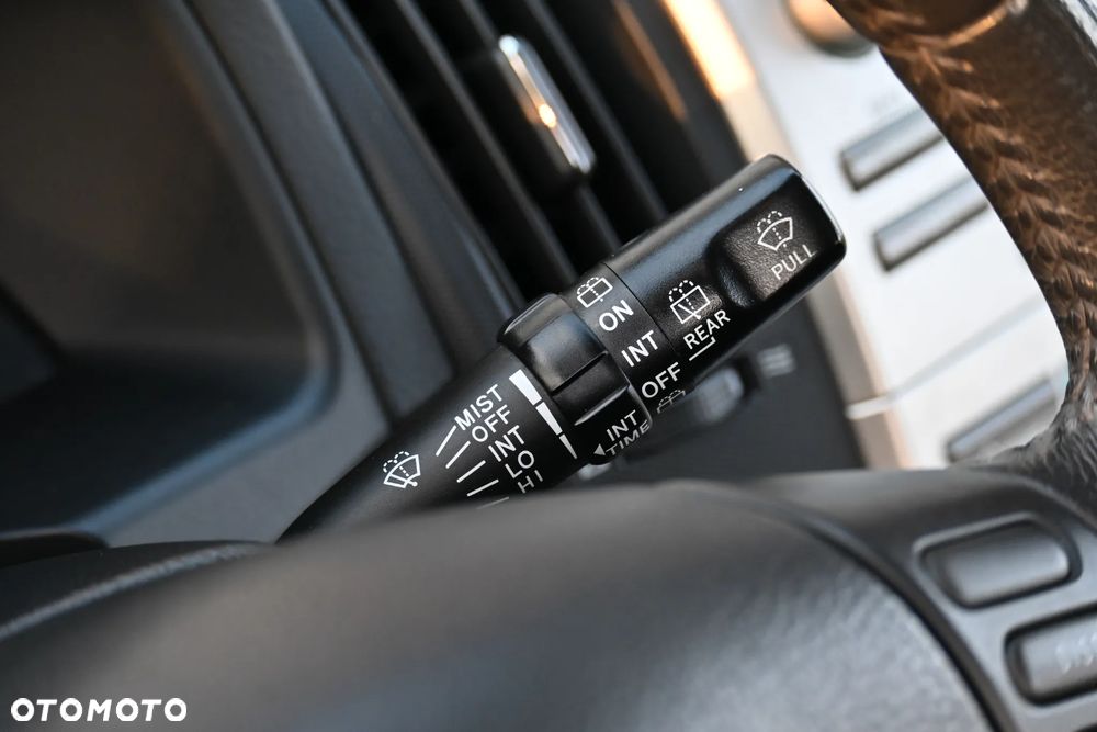 Toyota Corolla Verso 1.8 Sol + 7os - 27