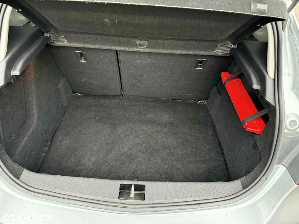 Opel Astra III 1.7 CDTI EcoFLEX - 40