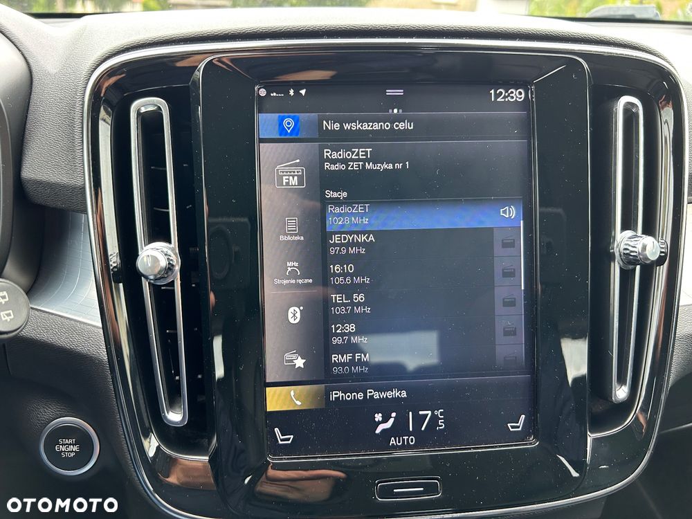Volvo XC 40 T5 AWD Momentum Pro - 32