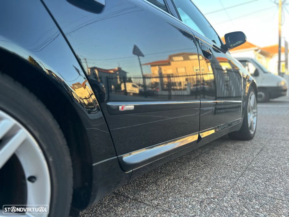 Audi A4 Avant 2.0 TDi S-line - 8