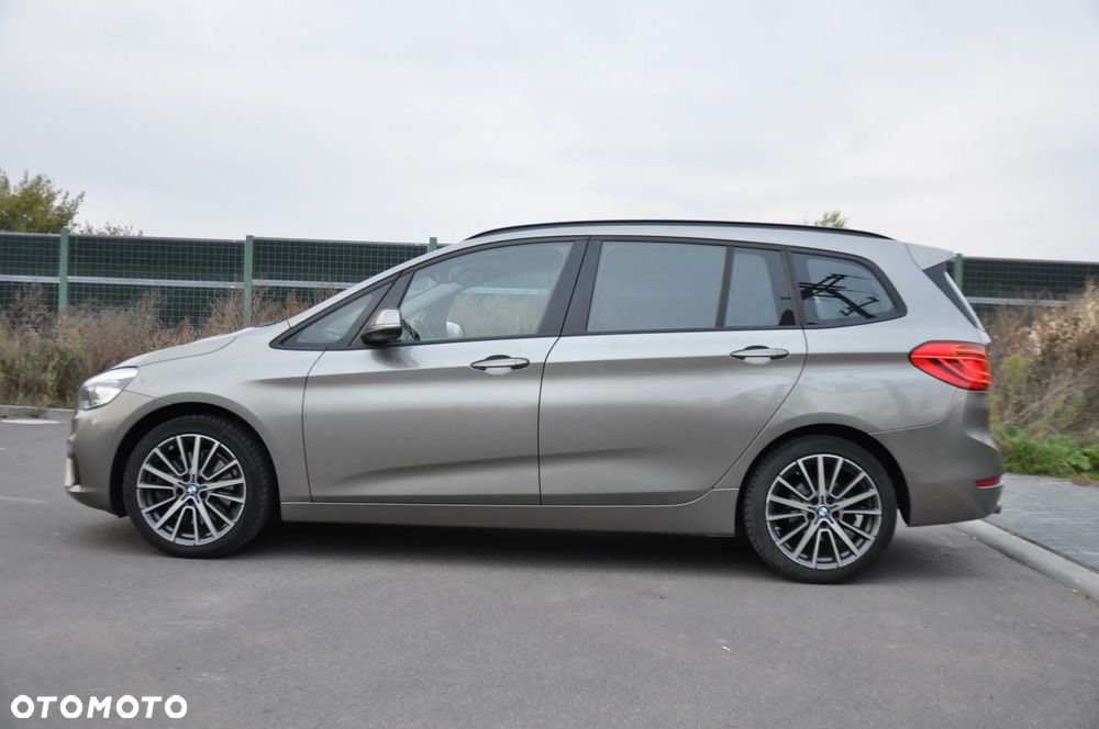 BMW Seria 2 220d Gran Tourer Advantage - 4