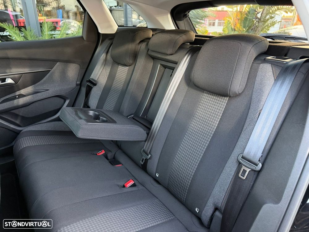 Peugeot 3008 1.5 BlueHDi Active - 16