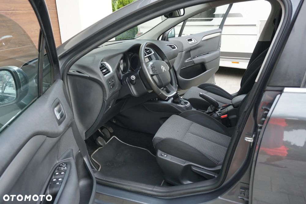 Citroën C4 VTi 120 Selection - 6