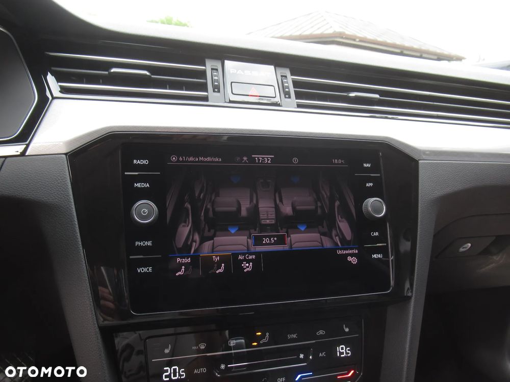 Volkswagen Passat 1.5 TSI EVO Business DSG - 33