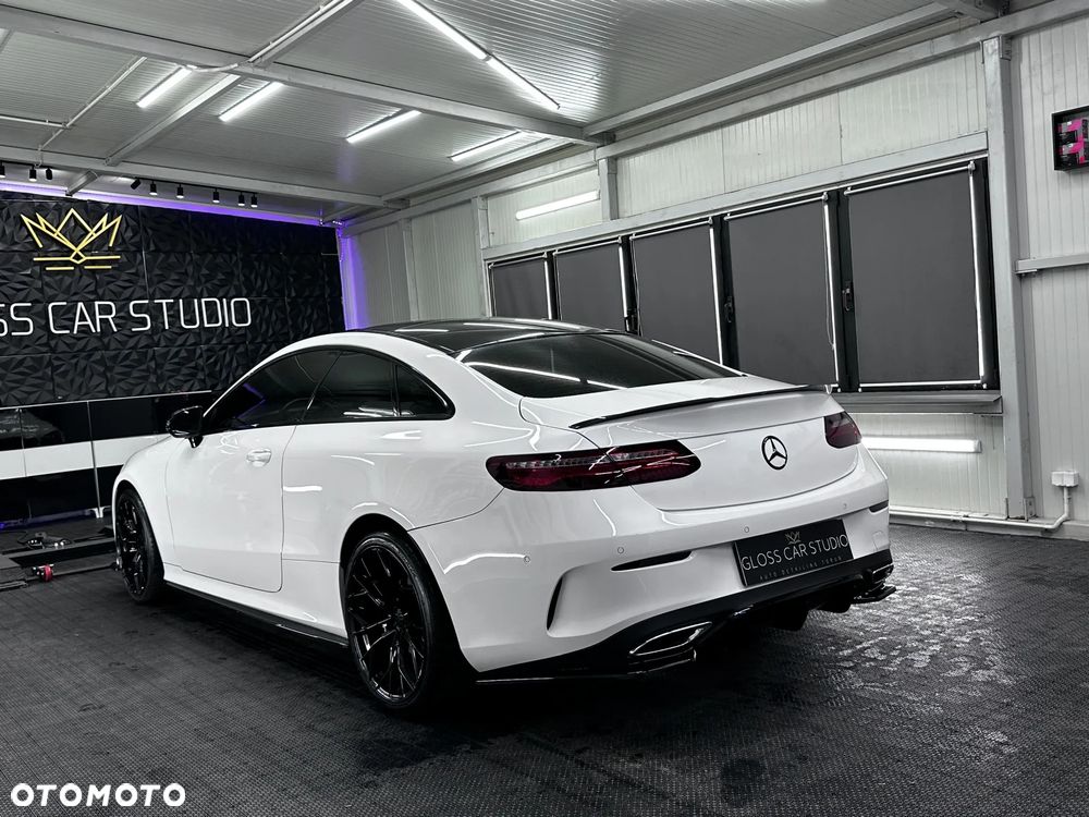 Mercedes-Benz Klasa E 220 d 4Matic 9G-TRONIC AMG Line - 5