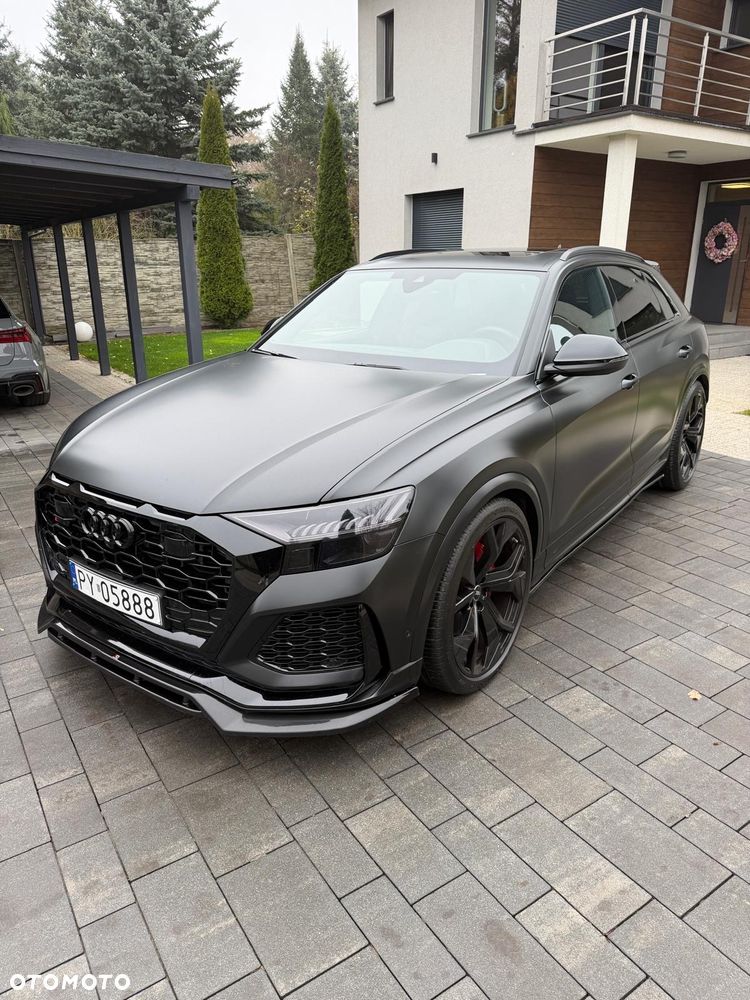 Audi RS Q8 - 10