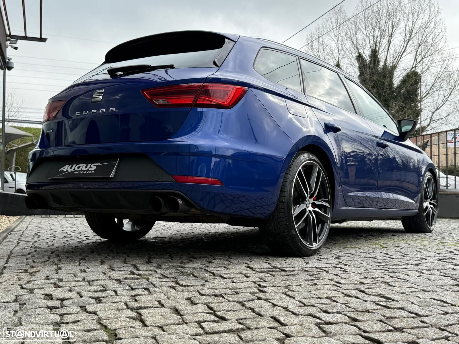 SEAT Leon ST 2.0 TSI Cupra 4Drive DSG S/S - 4