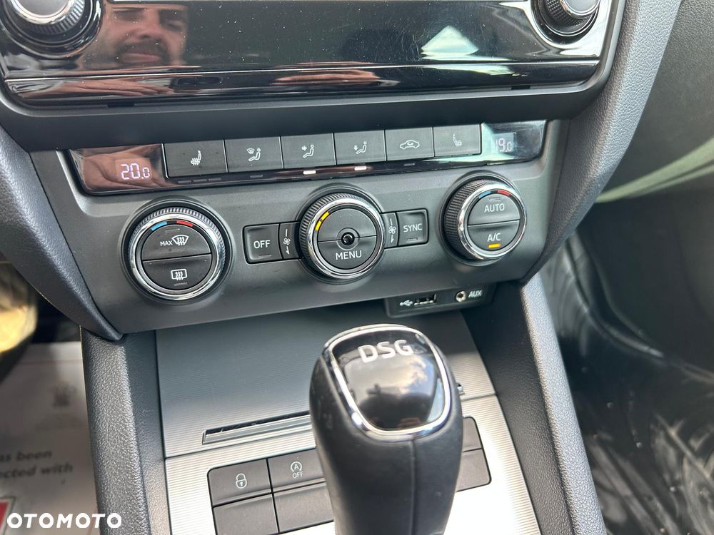 Skoda Octavia 2.0 TDI Elegance DSG - 31