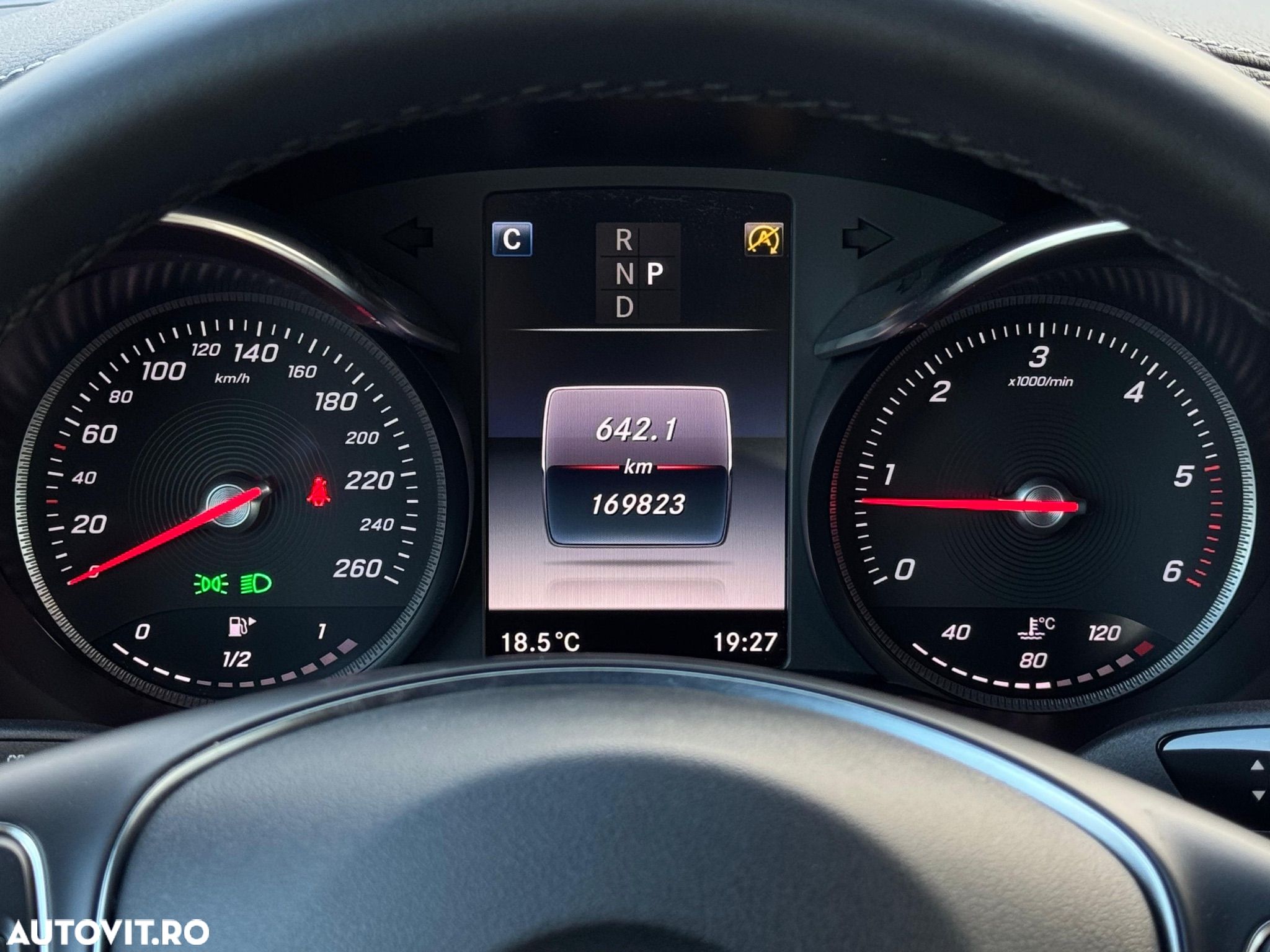 Mercedes-Benz GLC 220 d 4Matic 9G-TRONIC Exclusive - 11