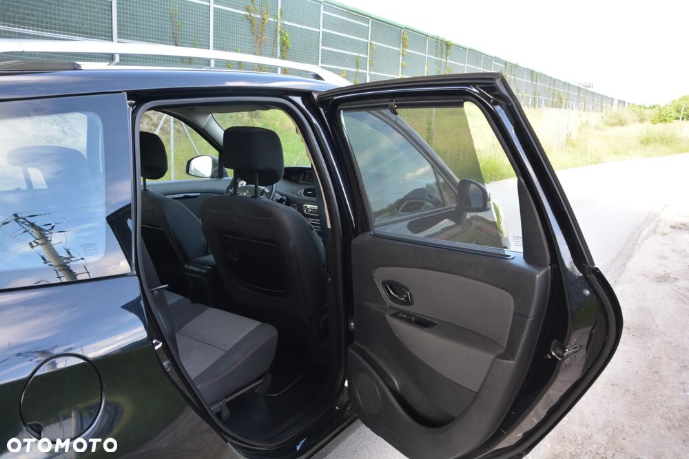 Renault Scenic ENERGY TCe 115 Expression - 32