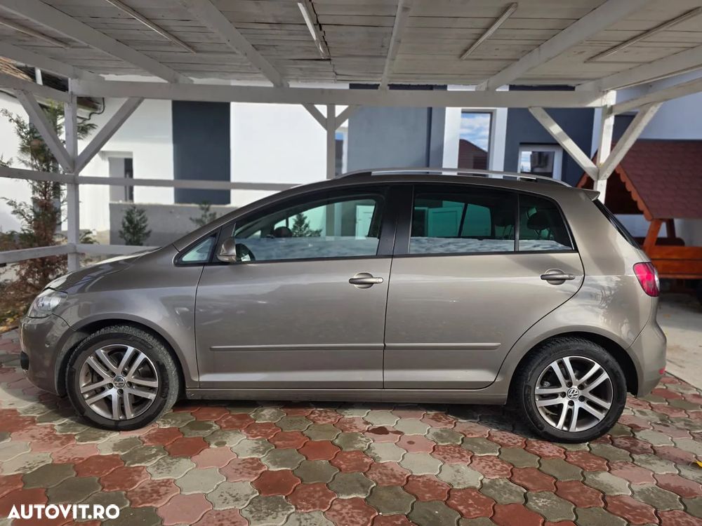 Volkswagen Golf Plus - 9