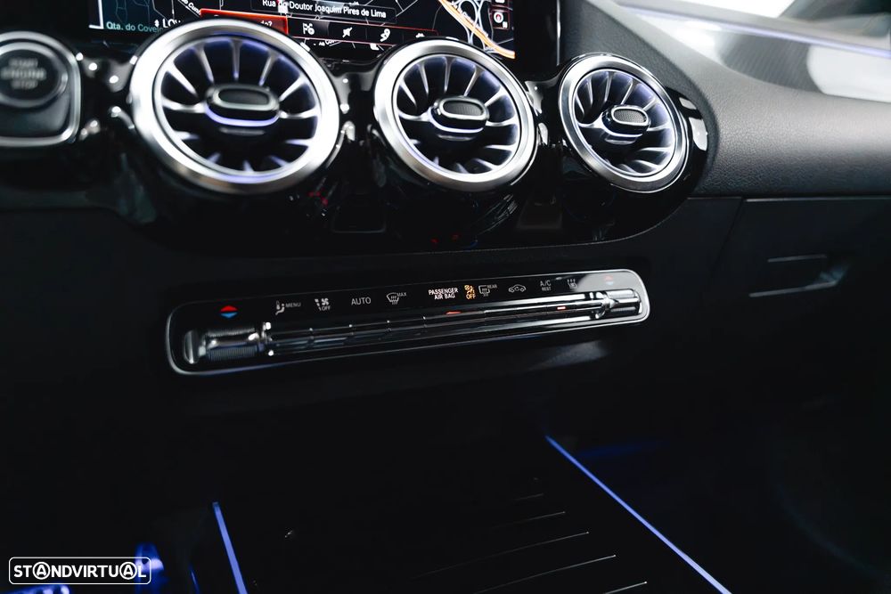 Mercedes-Benz GLA 250 e 8G-DCT AMG Line - 34
