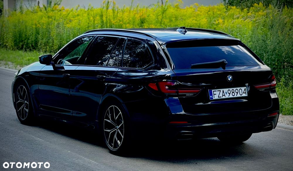 BMW Seria 5 520d xDrive mHEV M Sport sport - 13