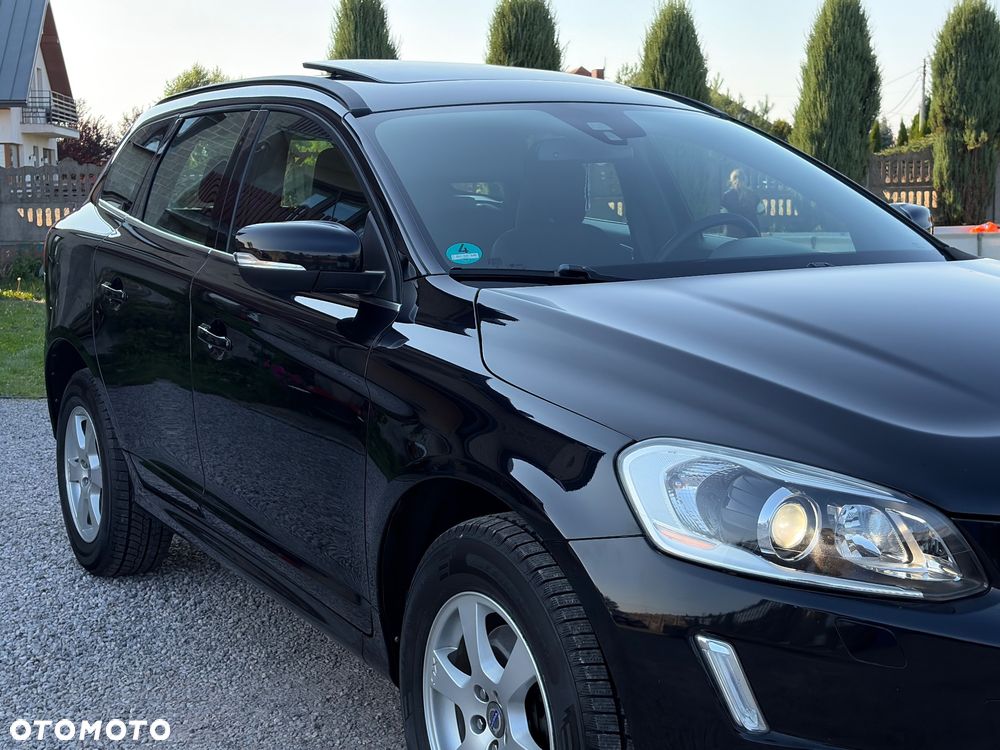 Volvo XC 60 D3 R-Design Momentum - 11