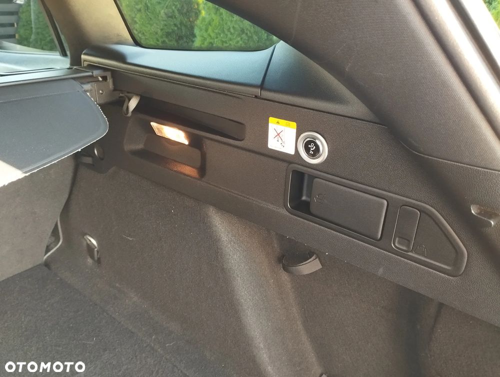 Ford Focus 1.5 EcoBoost ST-Line - 25