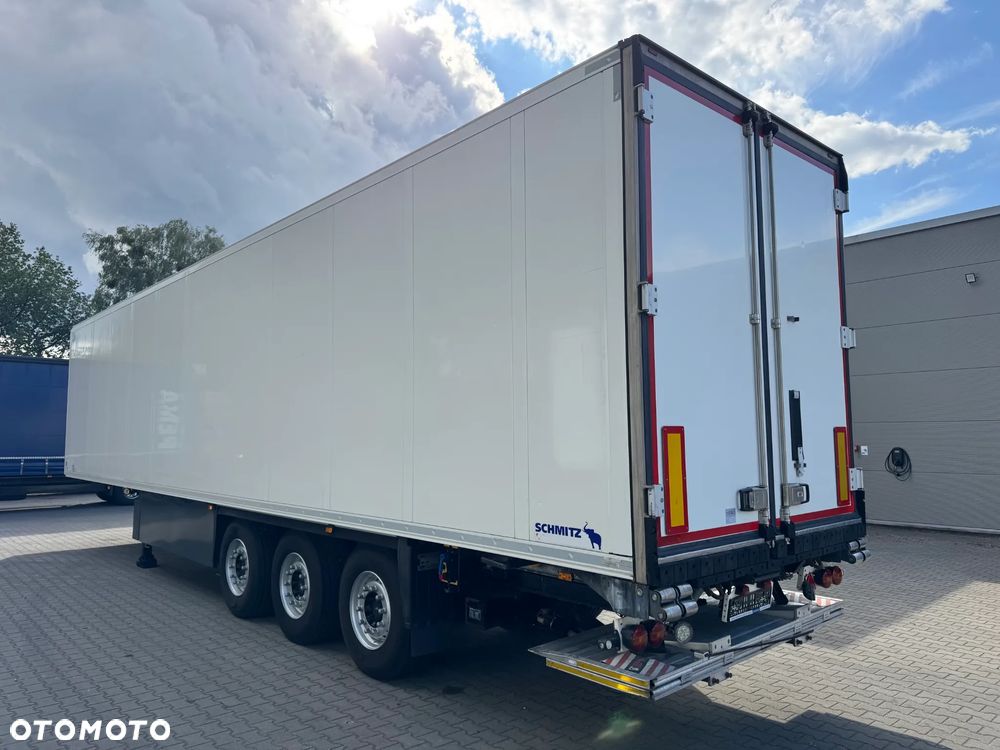 Schmitz Cargobull Chłodnia,Doppelstock, Carrier Vector 1550, Winda ZEPRO - 1