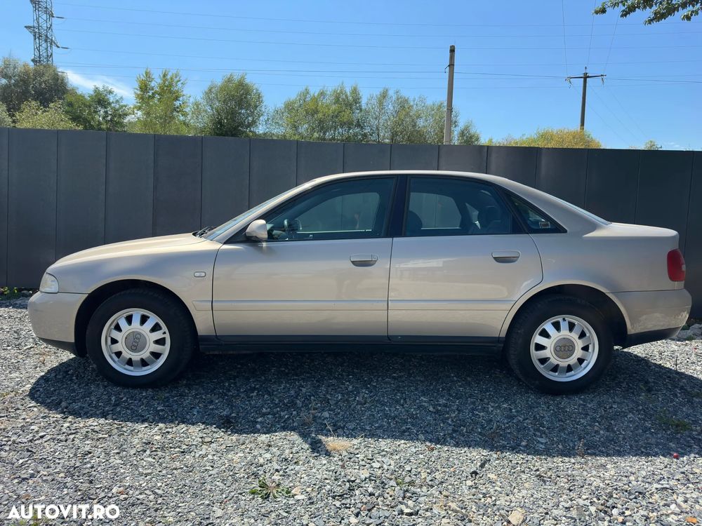 Audi A4 Avant 2.0 FSI - 4