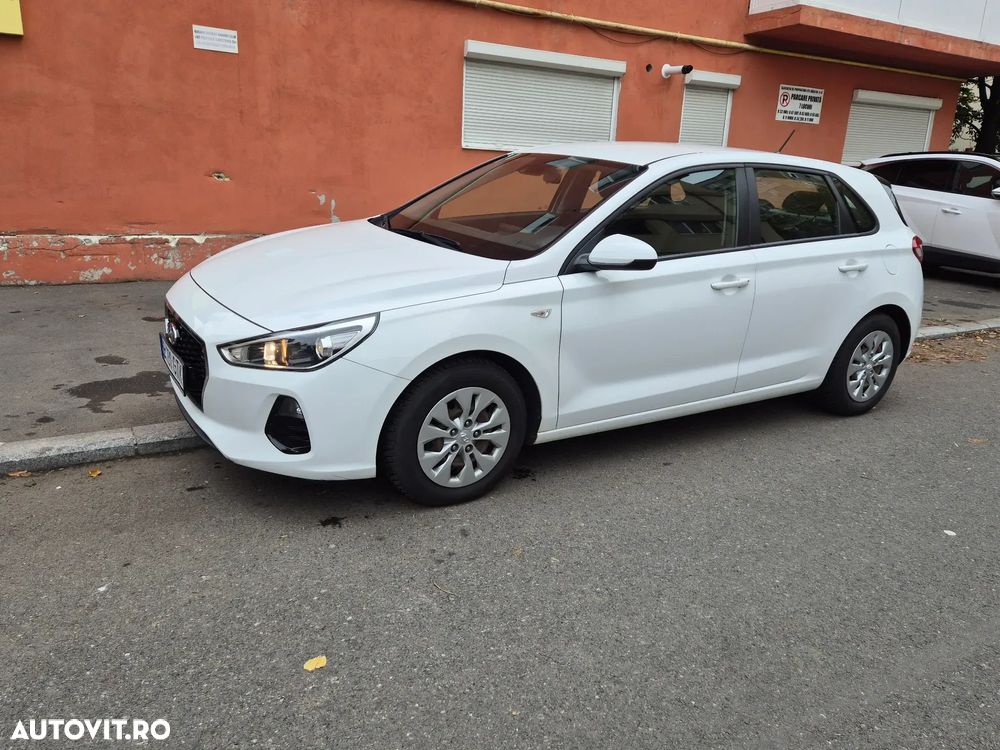 Hyundai i30 1.4 MPi 5DR M/T ISG Comfort - 9