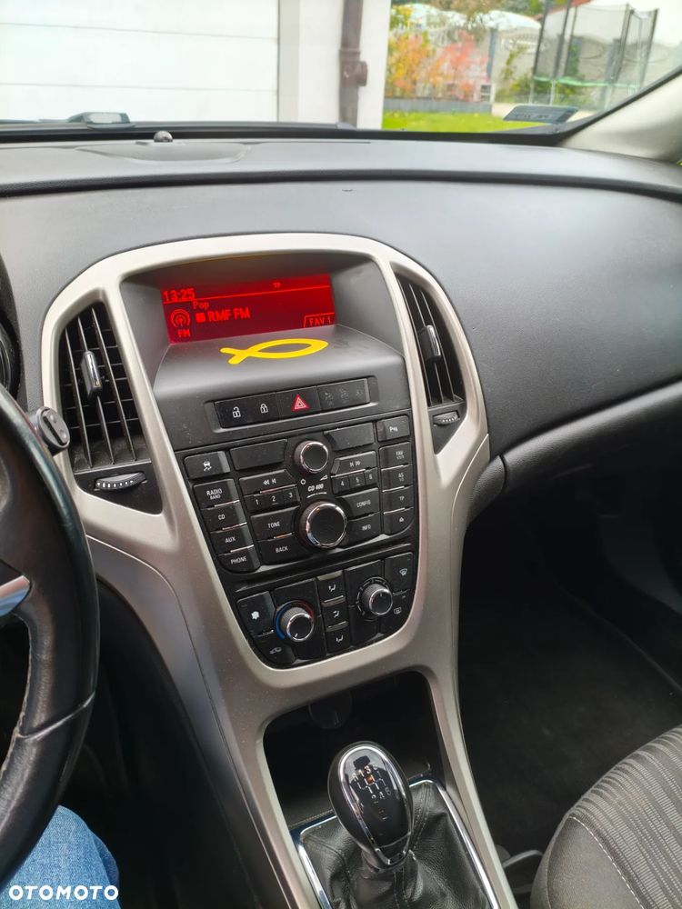 Opel Astra IV 1.7 CDTI Cosmo - 6