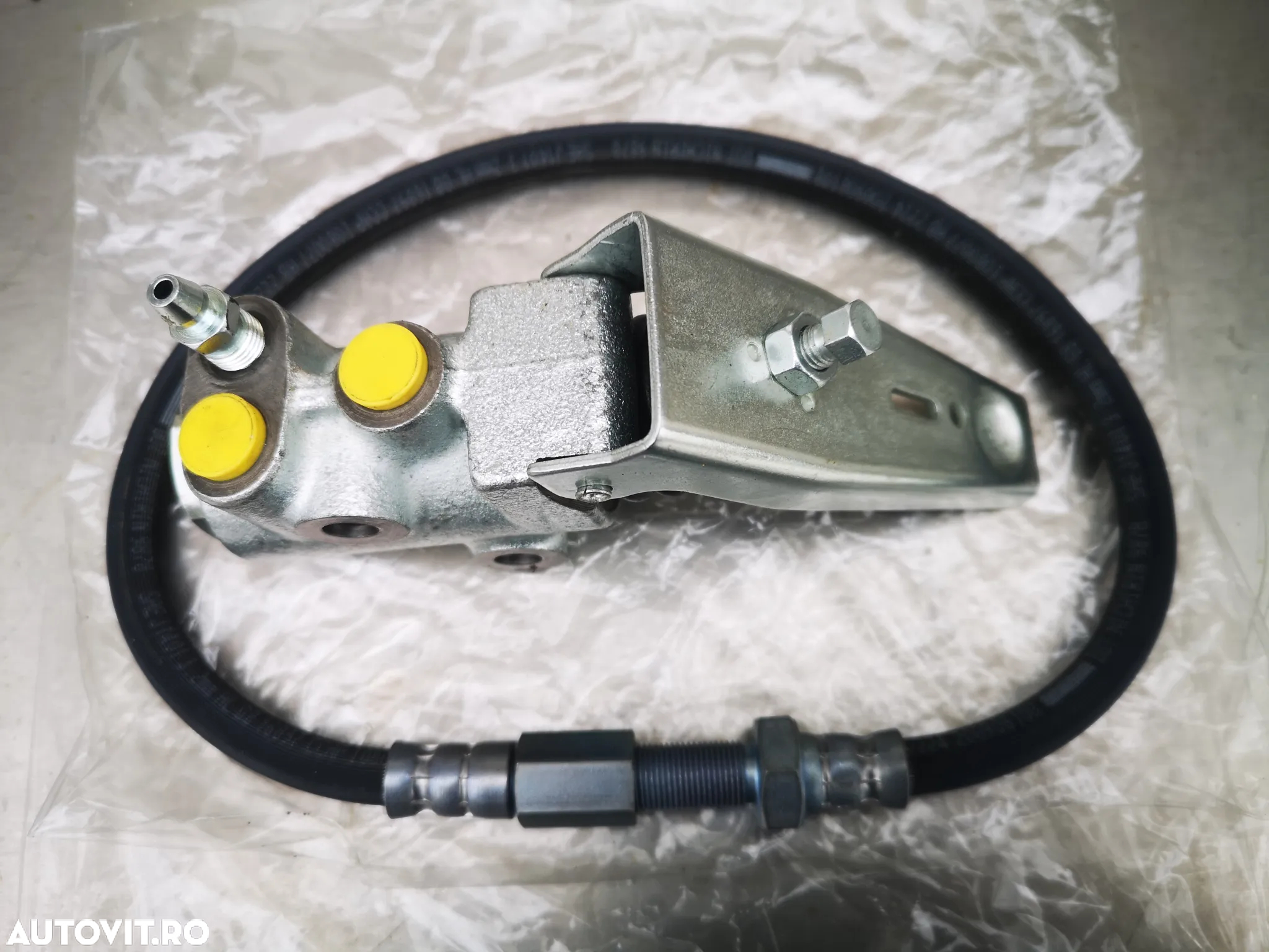 Distribuitor frâna Nissan Atleon EcoT100 L35 regulator putere frânare Ebro cântar piese - 9