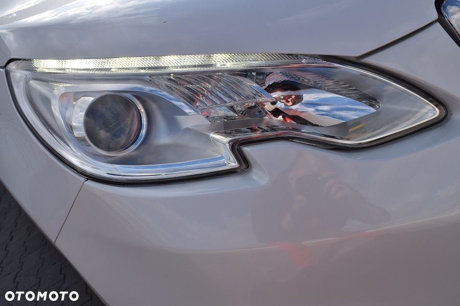 Peugeot 2008 PureTech 130 Stop&Start Allure - 22