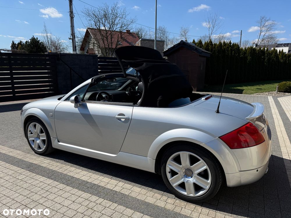 Audi TT Roadster 1.8 T quattro - 22