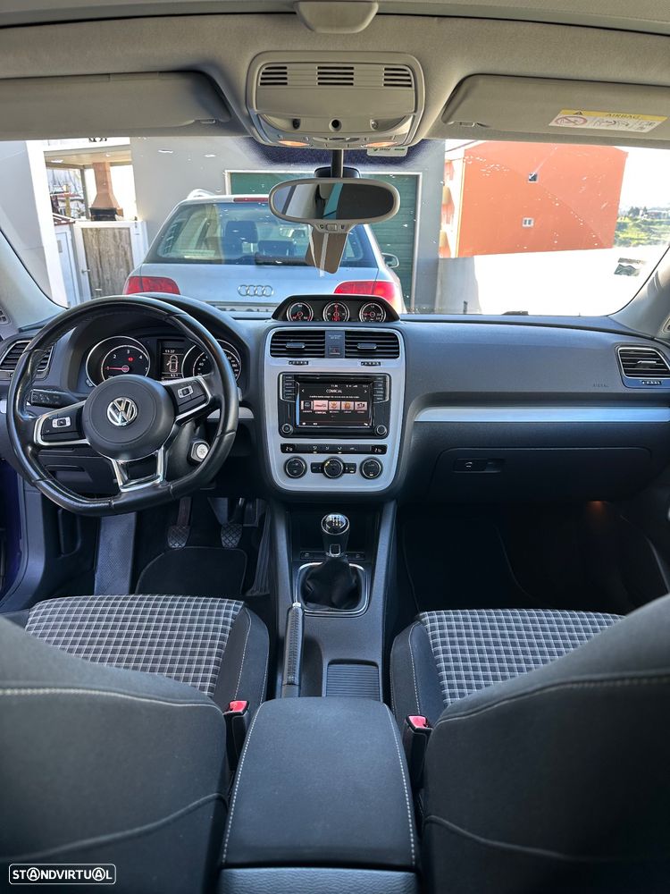VW Scirocco 2.0 TDI Sport - 12