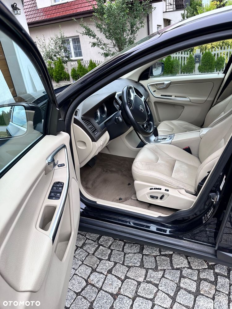 Volvo XC 60 - 12