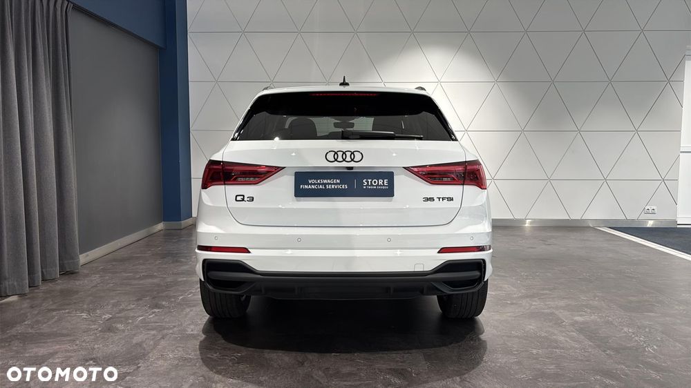 Audi Q3 35 TFSI mHEV S-Line S tronic - 4