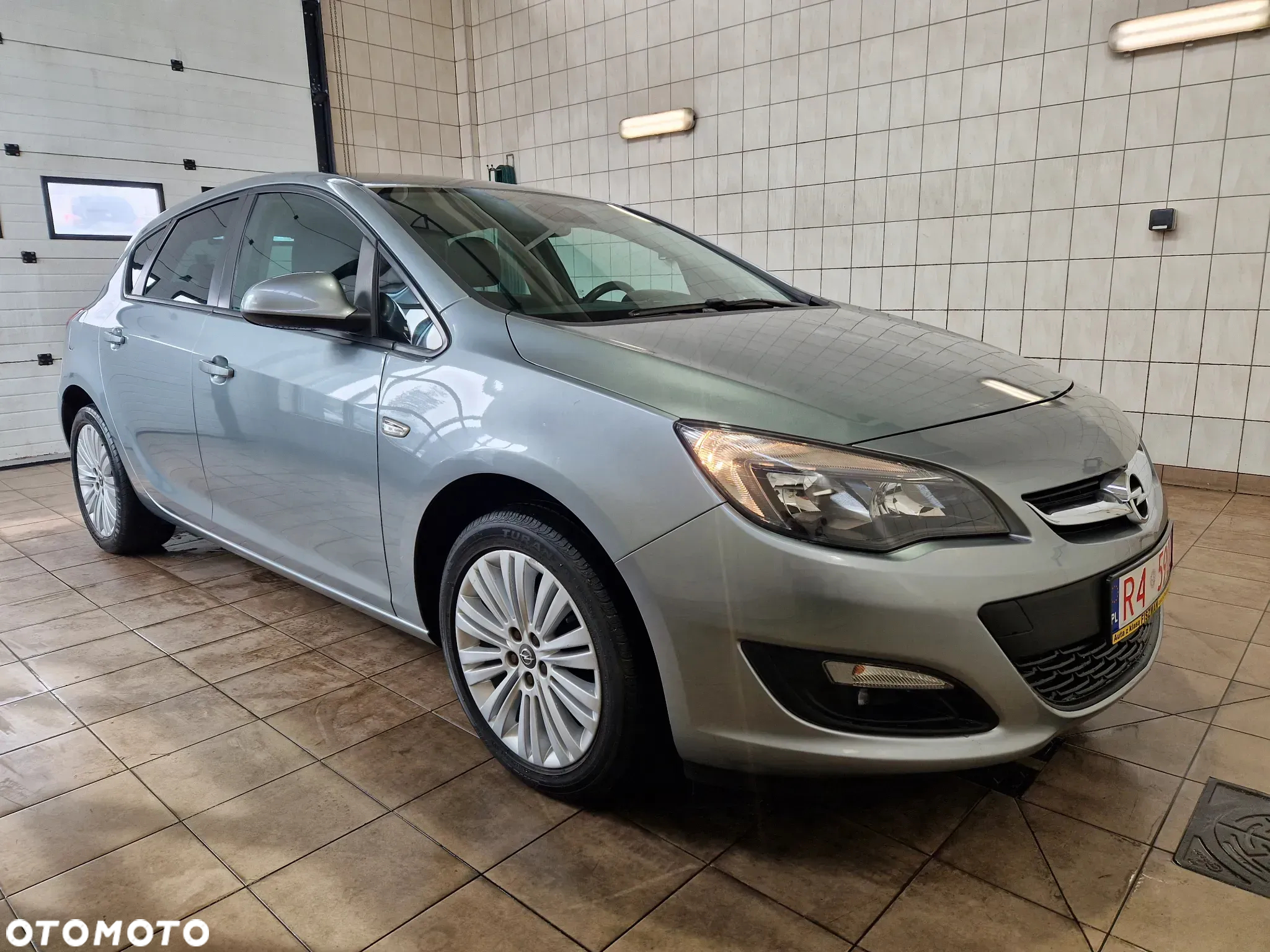 Opel Astra 1.4 Turbo Color Edition - 3