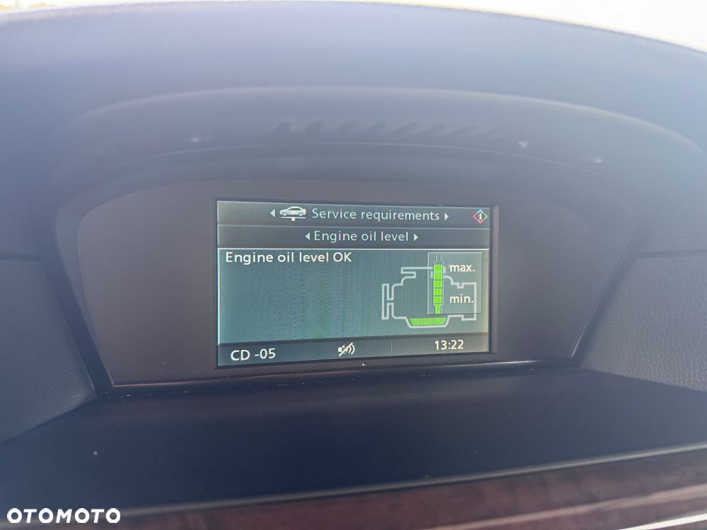 BMW Seria 5 530xi - 16