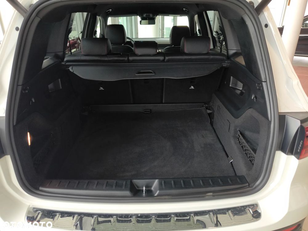 Mercedes-Benz GLB 200 AMG Line 7G-DCT - 33