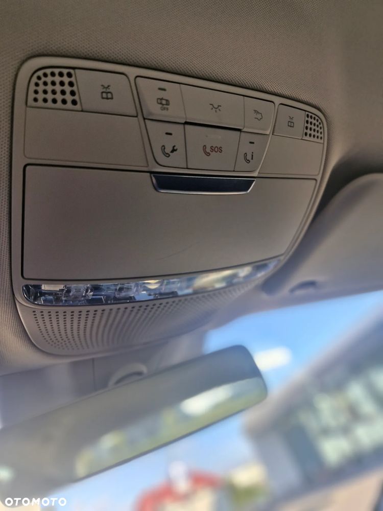 Mercedes-Benz Klasa E 220 d 4-Matic 9G-TRONIC - 8