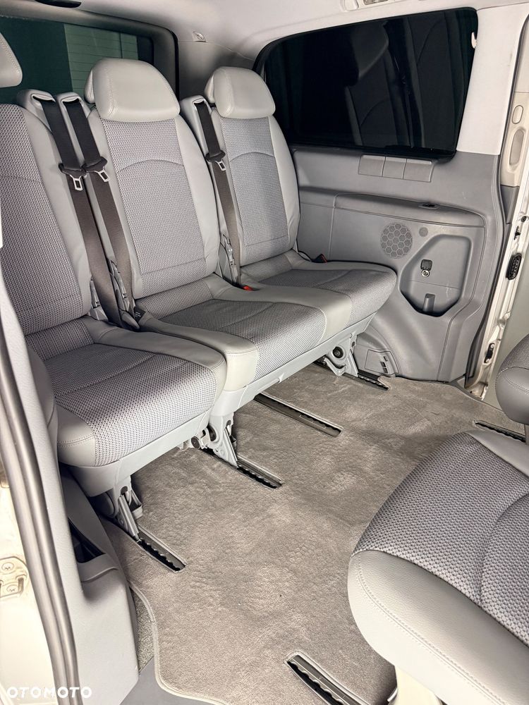 Mercedes-Benz Viano 3.0 CDI kompakt Automatik Fun Activity DPF - 24