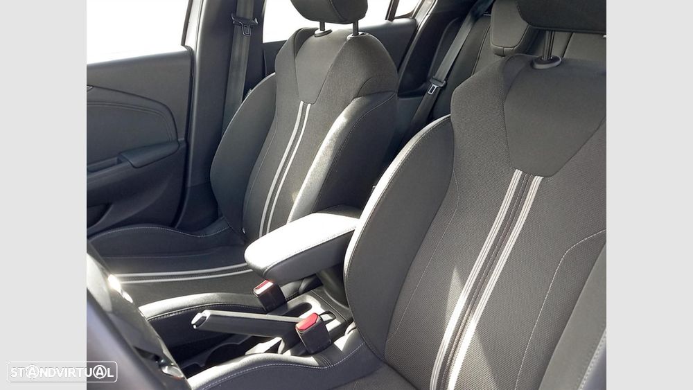 Opel Corsa 1.2 T GS - 12