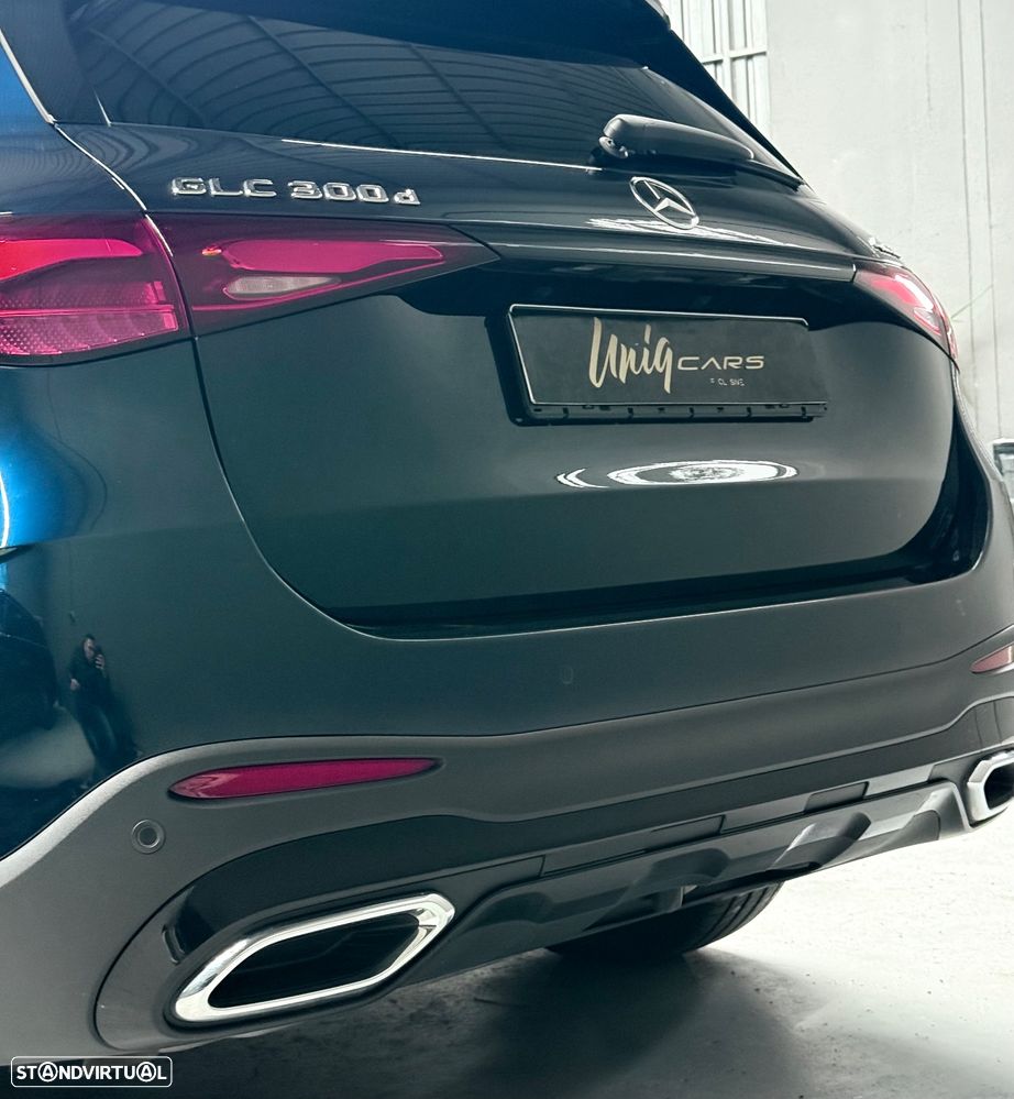 Mercedes-Benz GLC 300 d 4Matic 9G-TRONIC Edition AMG Line - 32