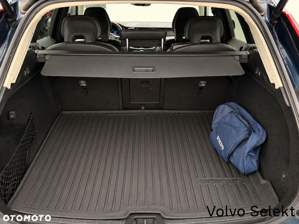 Volvo XC 60 - 25
