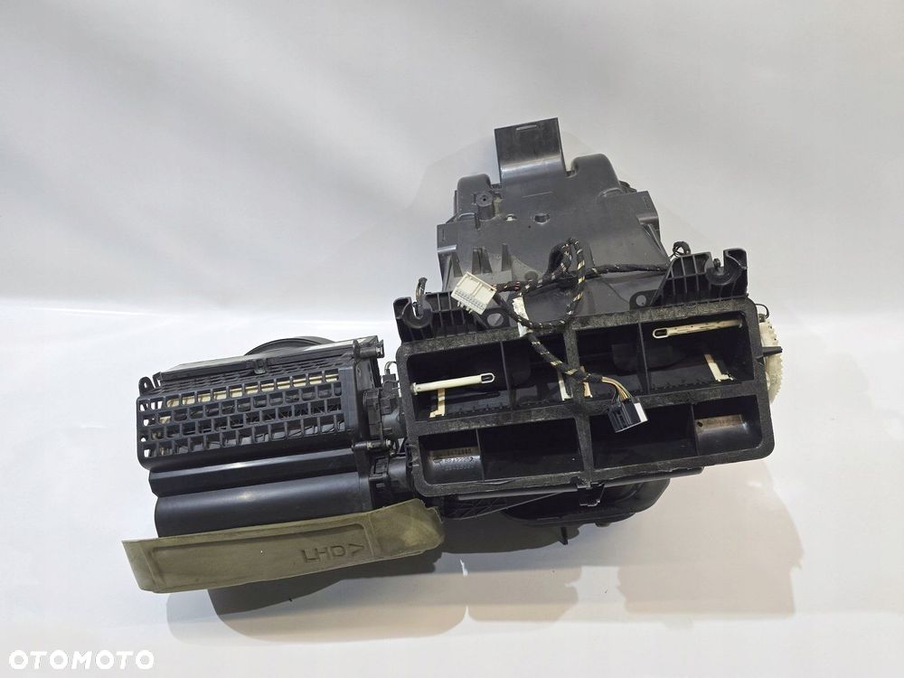 nagrzewnica obudowa opel insignia a 13r lift eur 13378237 - 1
