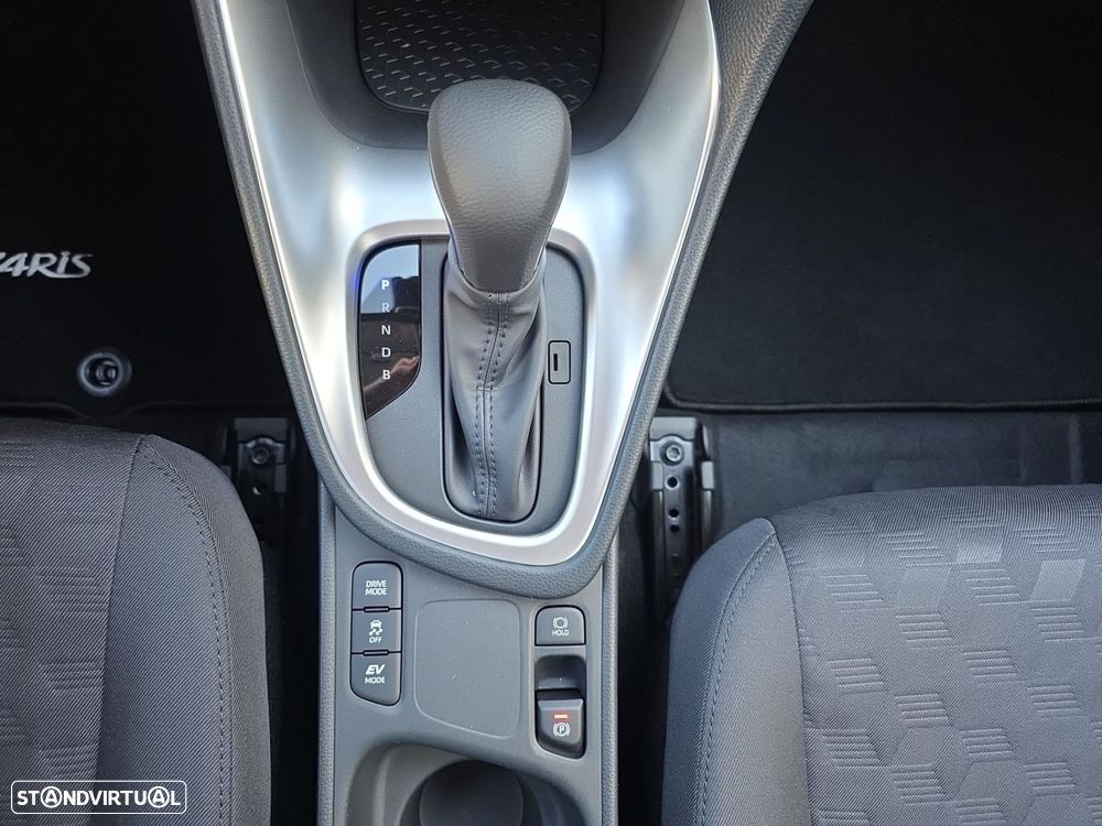 Toyota Yaris - 16