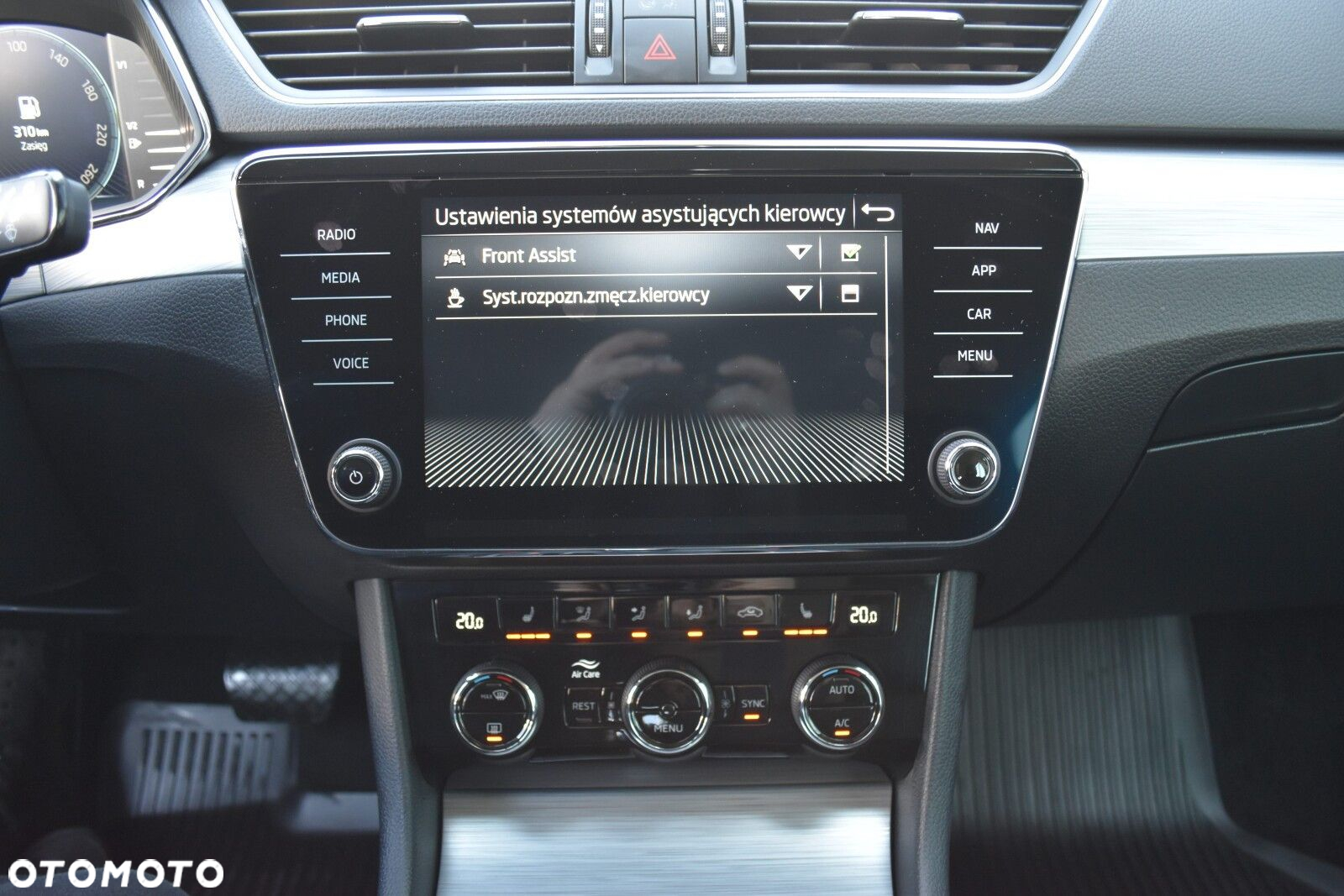 Skoda Superb 1.5 TSI Ambition DSG - 19