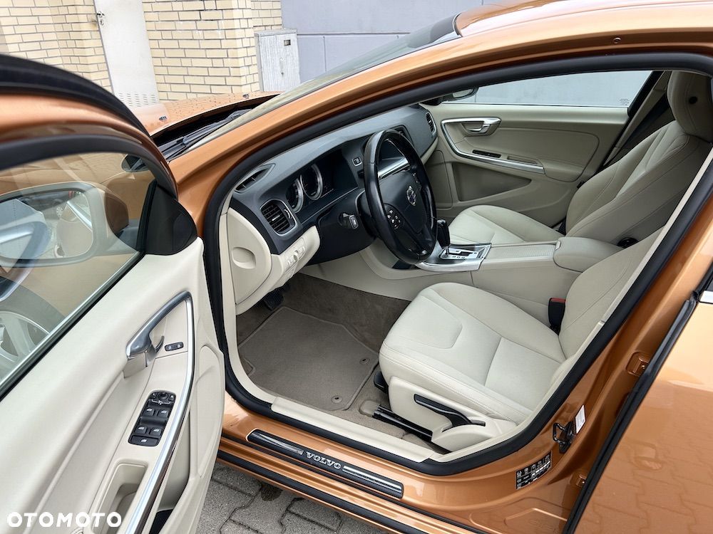Volvo S60 - 13