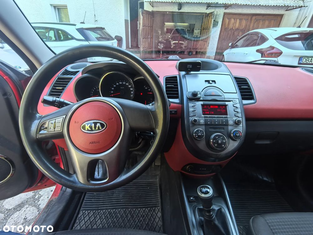 Kia Soul 1.6 L - 18
