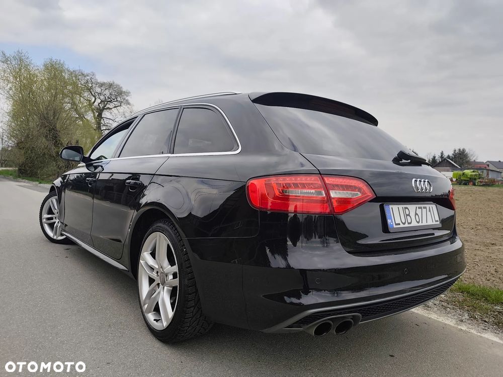 Audi A4 Avant 2.0 TDI DPF S line Sportpaket - 3