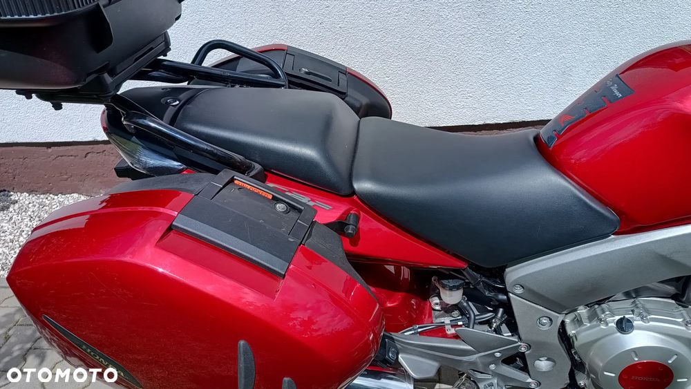 Honda CBF - 7
