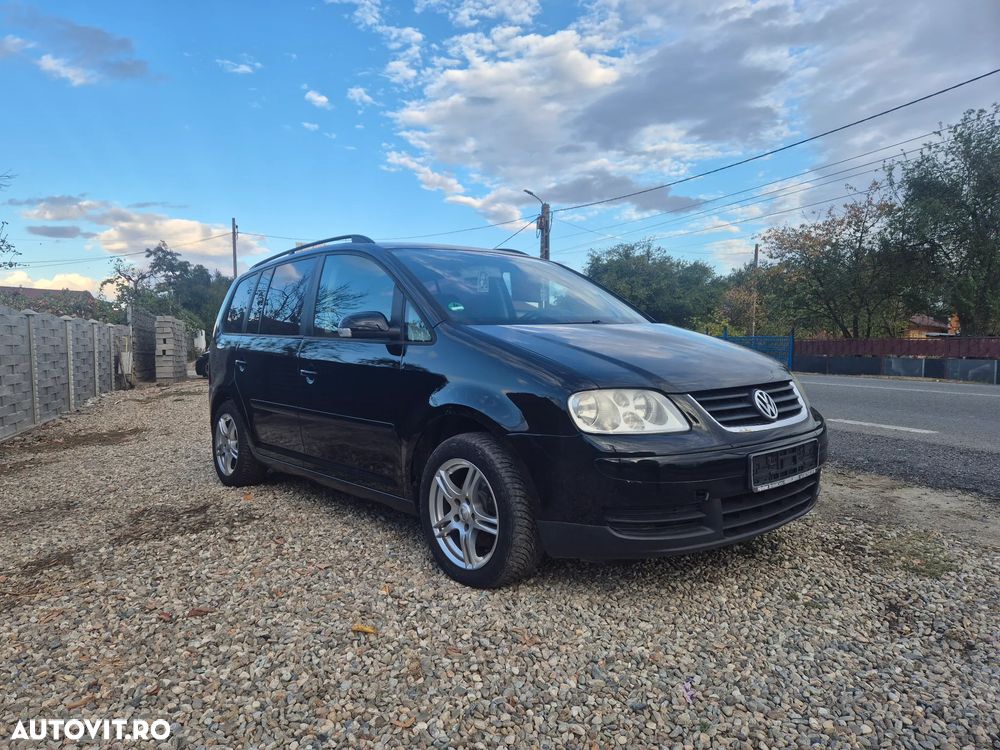 Volkswagen Touran - 5