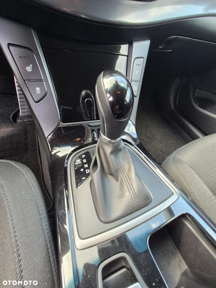 Hyundai i40 Kombi 2.0 Automatik Premium - 11